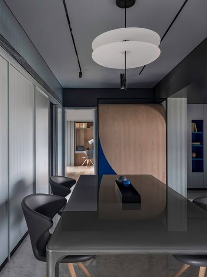 A Hint of Azul: Curvilinear Forms & Color photo 7