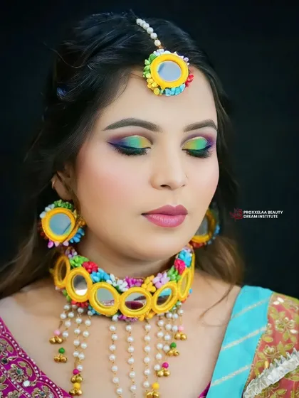 Your Haldi ceremony should be full of color and joy, and your makeup should match that vibe. I love creating fresh, vibrant looks with pops of color that make you glow for your pre-wedding functions.