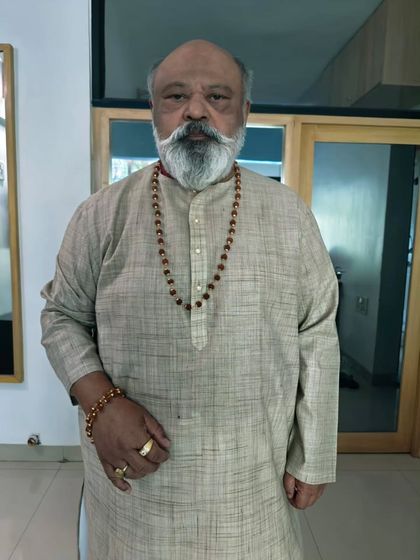 Character Wardrobe: Film & TV photo 8