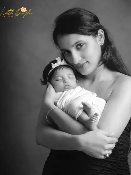 The connection between a mother and her newborn is a story I love to tell. These black and white portraits strip away all distractions, focusing purely on the emotion and the beautiful bond you share.