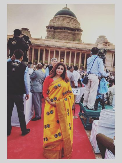 A throwback to attending the Prime Minister's oath-taking ceremony in 2019. I chose a beautiful yellow saree for this prestigious event, a classic and elegant choice for a formal occasion at Rashtrapati Bhavan.
