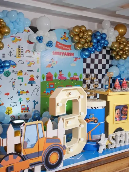 Another angle of the transportation theme, highlighting the construction vehicle cutout and the detailed city map backdrop. Every element is chosen to fit the theme perfectly.