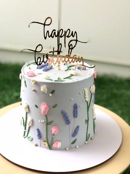 Ankita Das - Designer Cakes & Desserts Art in Buttercream: Floral & Dainty Designs photo 5