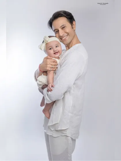 Another beautiful shot from this father-daughter session, showing the pure happiness on both their faces.