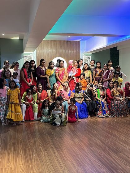 Meenal Dubey - Dance for Events & Parties Garba & Dandiya Nights photo 23