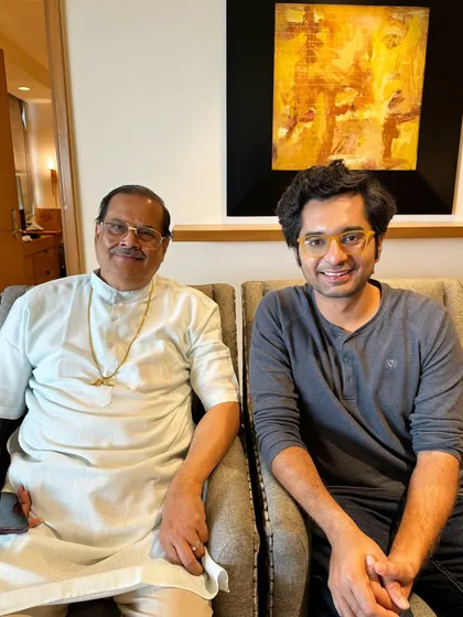 A blessed morning spent with the legendary Padmabhushan Pandit Ajoy Chakrabarty. To be in the presence of such greatness and to receive his blessings is truly humbling.