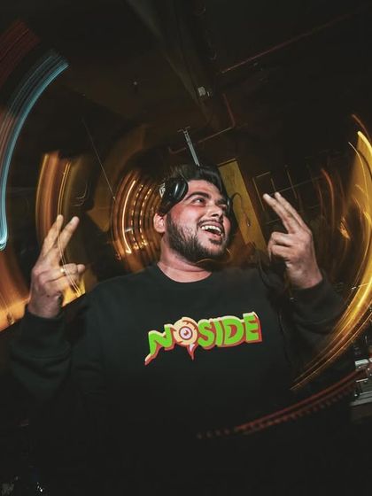 Behind the Decks: The Art of the Mix photo 50