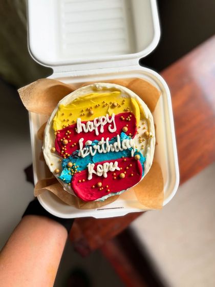 Gobble Cake - Designer & Bento Cakes Bento Cakes: Small Cakes, Big Personality photo 3