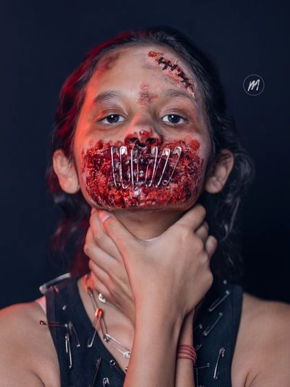 Another angle of the completed SFX look. Learning these skills opens up opportunities in film and creative shoots.