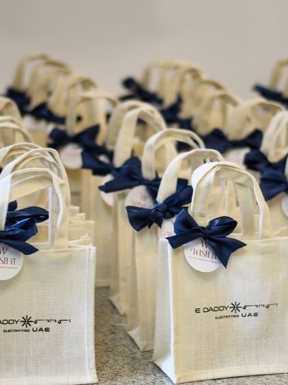 Rows of our custom jute bags, ready to be shipped. We ensure every single item in a bulk order is consistent and beautifully finished.