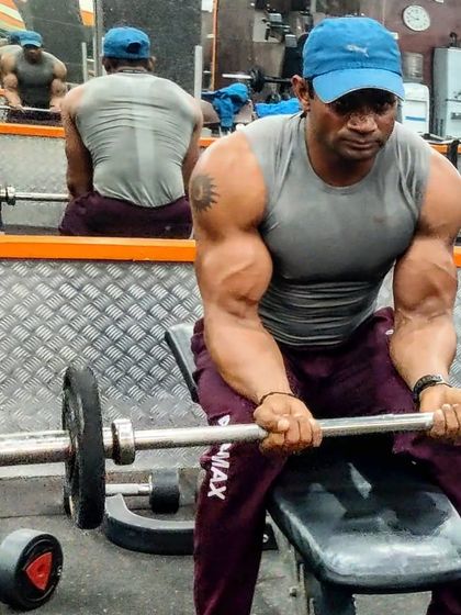 Koi vyakti apne kaaryon se mahaan hota hai, apne janm se nahi.