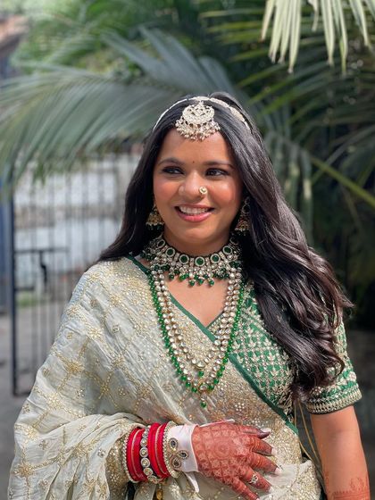 Flowing Waves & Curls photo 139