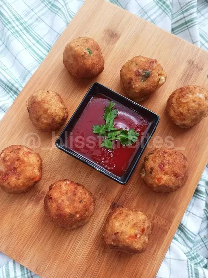 These Chicken Cheese Shots are a perfect example of my easy-to-fry snacks. Just fry them until golden and serve hot with your favorite ketchup or chutney.