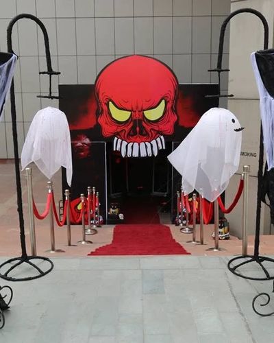 Themed Decorations