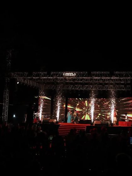 I use special effects like cold pyrotechnics to add excitement to key moments in a show. Here, sparks fly during a song release, creating a celebratory and high-impact visual for the audience.