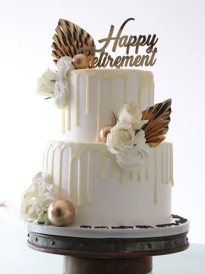Wedding & Engagement Cakes photo 11
