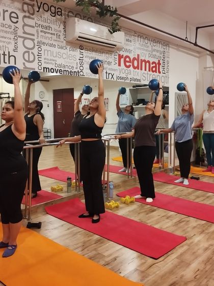 Find Your Flow on the Mat & at the Barre photo 8