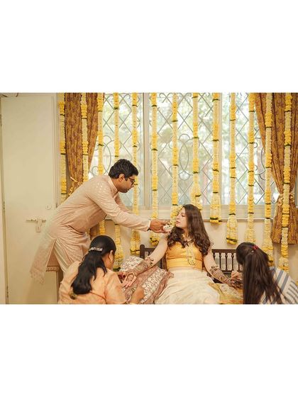 Haldi & Mehendi: Colors & Laughter photo 8