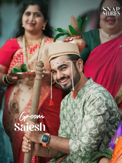 A smiling groom during the Kashi Yatra ritual of a South Indian wedding. We are knowledgeable about various traditions and capture them beautifully.