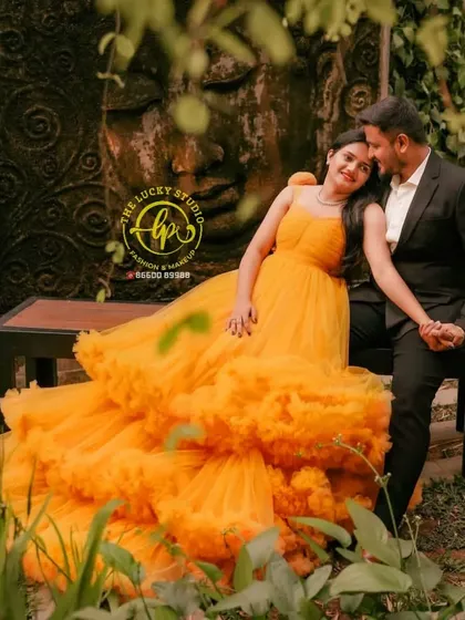 This bright and cheerful yellow tiered gown is perfect for a fun and romantic pre-wedding photoshoot. I help couples find outfits that match their personality and the theme of their shoot.