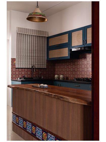 By the Riverside - Full-Service Interior Design Heart of the Home: Kitchens & Dining photo 9