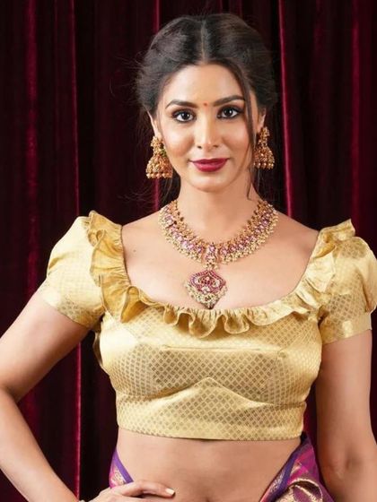 Our Saree & Jewelry Collection photo 38