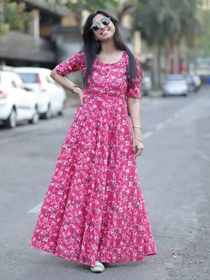 Every queen deserves a dress that flares with attitude. This pink floral maxi dress is a new launch, and it’s already a favorite.