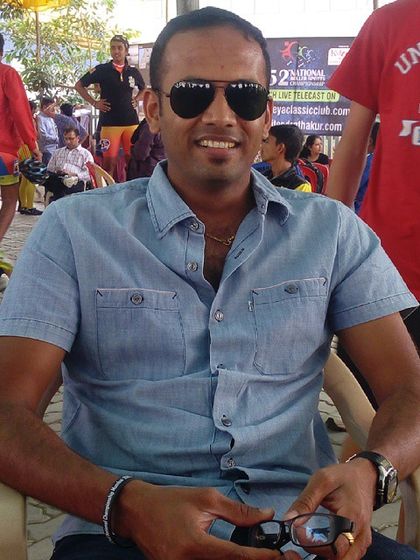 A casual moment at a skating event. The community and atmosphere at these competitions are a big part of what makes the sport special.