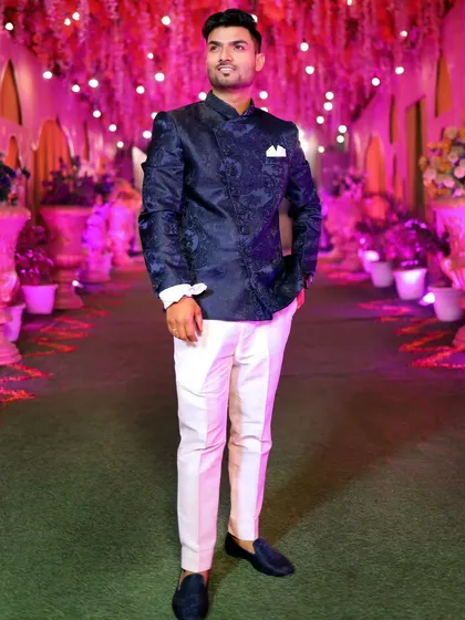 Dressed for a 'Lagan' ceremony, ready to lead the festivities. I don't just teach dance, I become part of your celebration, ensuring I fit the occasion while bringing my signature energy to your wedding events.