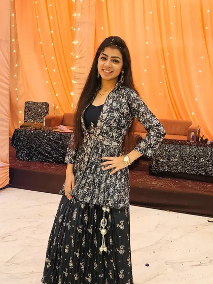 Spreading happiness all around. A full-length shot of my outfit for a Maayra event.