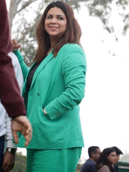 This is me. Fearlessly authentic and unapologetically myself.