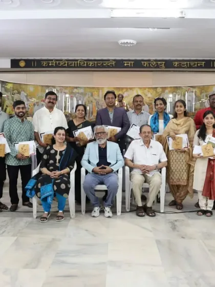 A group photo with all the award winners at the 36th All India Lokmanya Tilak Exhibition in Pune.