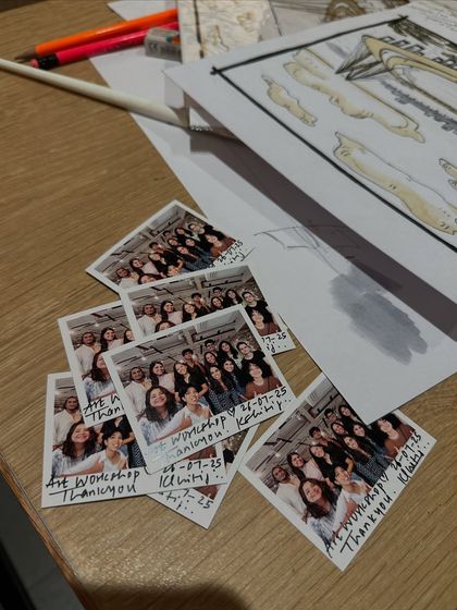 We always take a polaroid of the group as a little souvenir to remember the day.