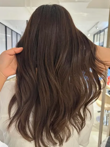 Created these cool, subtle brown tones for the talented Tripti Dimri. It's a sophisticated and understated look that is effortlessly chic.