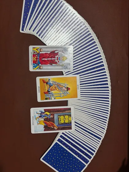 A lesson on faith versus fear. This reading was for a client who felt life got harder after a spiritual shift. The cards showed that obstacles are not a sign of abandonment, but a test of where we place our trust. Praying from faith, not fear, is what sets us free.
