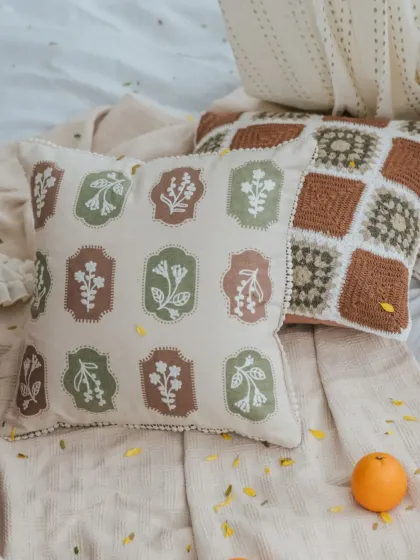 The Yellow Dwelling - Custom Soft Furnishings Finishing Touches: Cushions, Throws & Sofa Covers photo 22