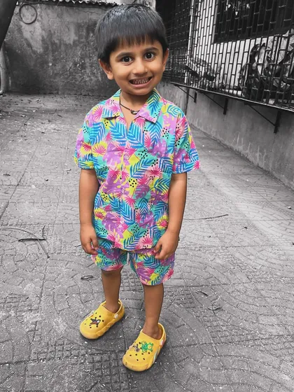 A little pop of color, a whole lot of cuteness! Our cotton co-ord sets for boys are as vibrant as their playful spirits. This tropical print is a perfect example.