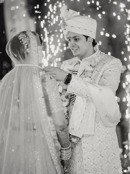 Somesh Chaurasiya - Wedding Photography & Cinematography The Wedding Day: Rituals & Romance photo 14