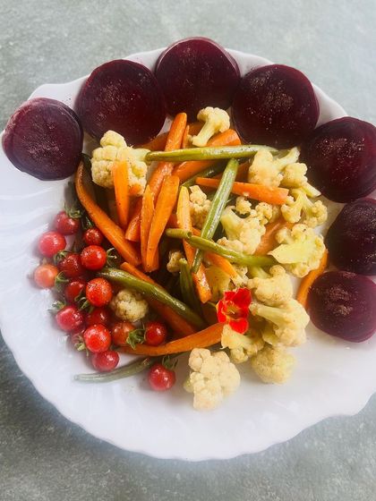 A glimpse of a delicious and nourishing Power Yogi lunch. What we eat is a core part of our practice. Yogic diet, or Ahara, is about choosing foods that are sattvic, meaning they promote clarity, harmony, and vitality in the body and mind.