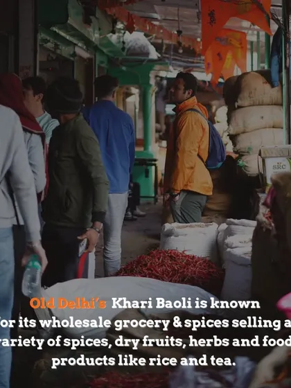 A group of explorers navigates the narrow aisles of the spice market. Our guided walks ensure you can comfortably experience the energy of this historic place.