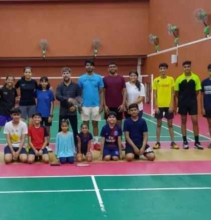 The full group from our Kalyan and Bhiwandi center get-together. It's great to bring everyone together to share their passion for the sport.