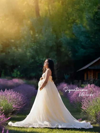 A truly dreamy and ethereal portrait set in a field of lavender. This style is perfect for creating a fairytale-like memory, using soft light and a beautiful landscape to frame the gentle beauty of pregnancy.