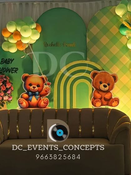 A closer look at the teddy bear baby shower decor. The combination of balloon arrangements and custom backdrops makes for a fun and picture-perfect celebration.