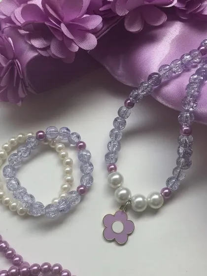 Another styled shot of the popular lavender jewellery set. It's a wonderful handmade gift for birthdays or as a special treat.