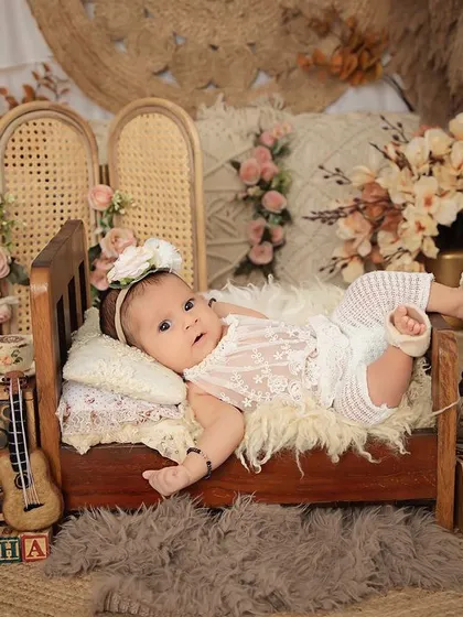 Wide awake and curious. I love capturing those moments when babies are awake too, showing their budding personality in a beautifully styled setting.