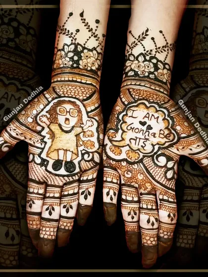 Another fun announcement mehendi. This one was for a sister-to-be, with a cute caricature and the message 'I am gonna be Tai'.