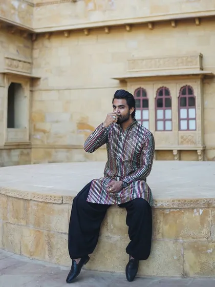 Not just steps, a journey through time. This shot, taken in a historic palace, reflects my deep appreciation for culture and legacy.