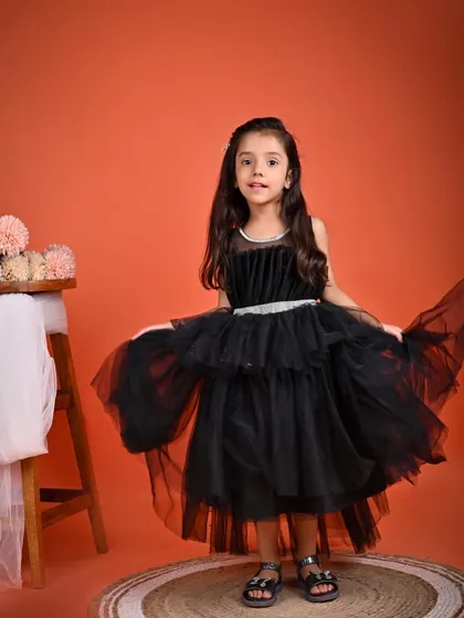 A beautiful professional shot from a 5-year-old's modeling portfolio.