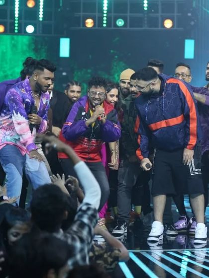 Sharing a moment with Badshah bhai and the whole crew on stage. The energy and support was unreal.