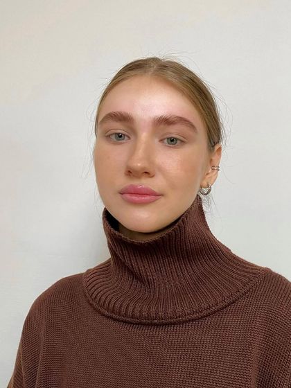 Advanced Brow Correction: Lamination & Thinning photo 3